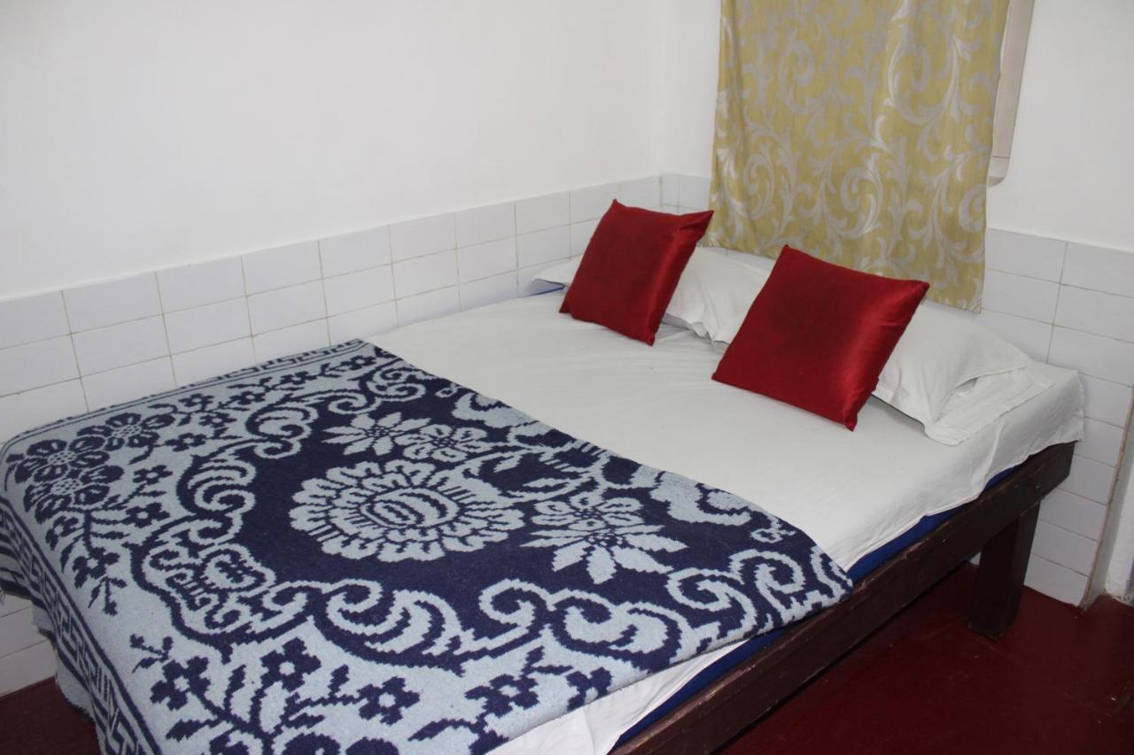 Balaji Guest House Пондичерри Экстерьер фото